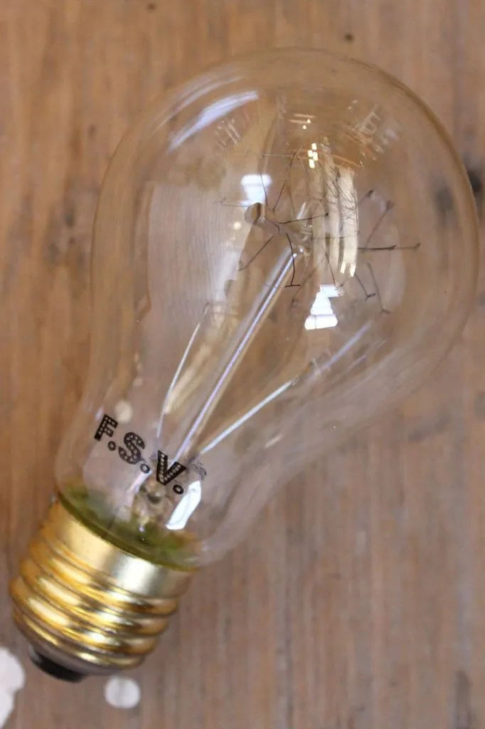 Edison E27 Quad Loop Filament A60 Round 25W 2200K Bulb