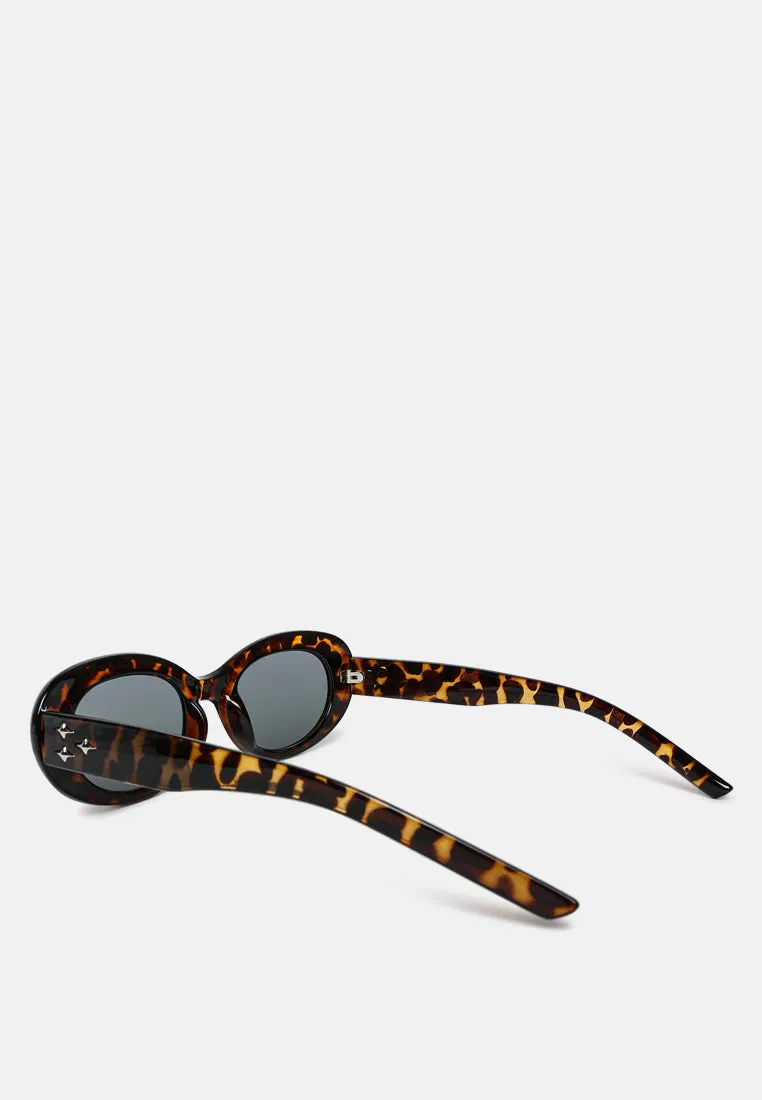 Urban Chic Thick Clout Sunglasses